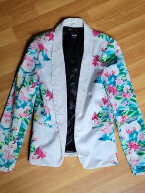 twik Black Lined Jacket with White Trim